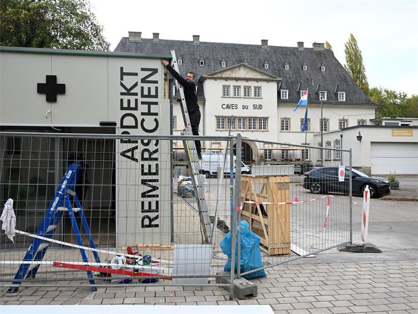 Noch in diesem Jahr wird Schengens erste Apotheke auf dem Parkplatz vor den „Caves du Sud“ fertig