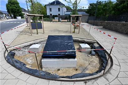 Noch nicht ganz fertig: der „Platz Luc Frieden“ im Zentrum von Contern. Einweihung ist am Sonntag.

