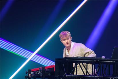 Nosi Anfang des Jahres beim Luxembourg Song Contest in der Rockhal
