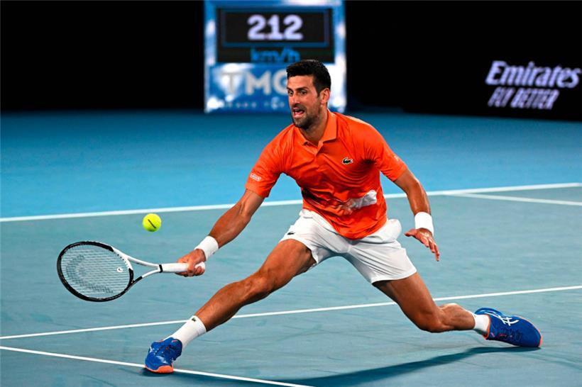 Novak Djokovic wurde bei einem Charity-Match gegen Nick Kyrgios mit Applaus in Melbourne empfangen 
