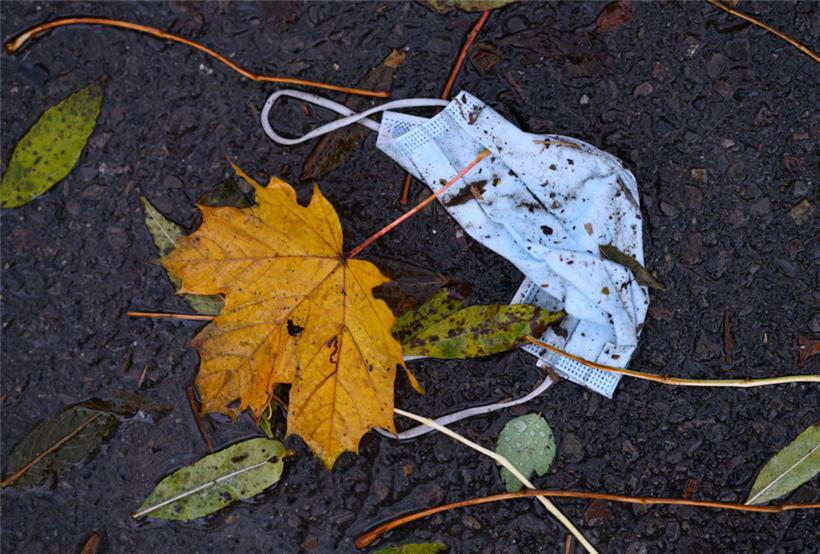 Nützlich oder zum Wegwerfen? Das Verfassungsgericht muss nun darüber entscheiden, ob die Corona-Gesetze im Einklang mit den Grundrechten im Großherzogtum sind.

