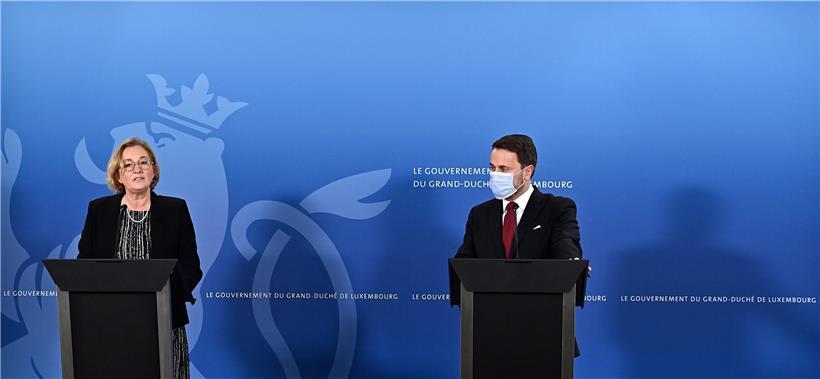 Nun können sich Bürger auch die Antworten der Politiker auf die Fragen der Journalisten nach den Pressekonferenzen wieder anhören
