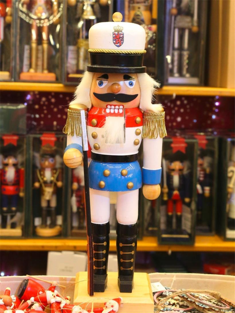 Nussknacker haben in der Vorweihnachtszeit ihren großen Auftritt
