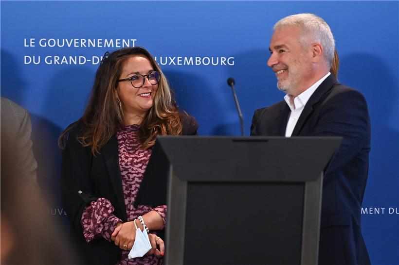 OGBL-Präsidentin Nora Back zusammen mit Arbeitsminister Dan Kersch
