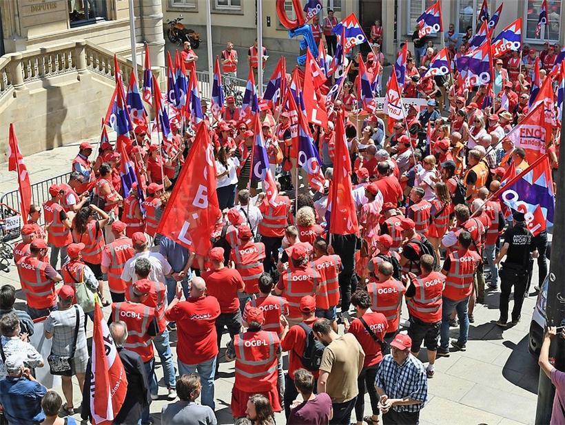 OGBL-Protest vor der Chamber am 15. Juni
