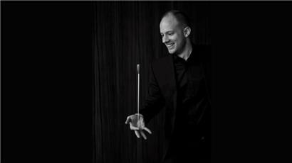 OPE-Dirigent Benjamin Schäfer
