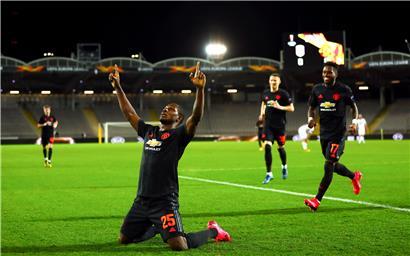 Odion Ighalo (l.) von Manchester United bejubelt seinen Treffer im Europa-League-Achtelfinale gegen Linz. Das Hinspiel fand am 12. März statt. 
