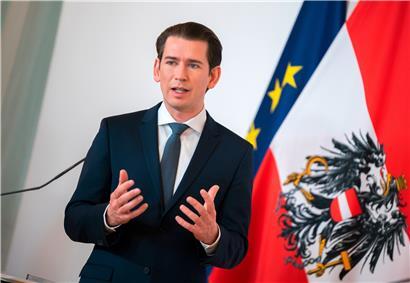 Österreichs Bundeskanzler Sebastian Kurz will auch in Krisenzeiten den Populisten auf der rechten Seite das Wasser abgraben
