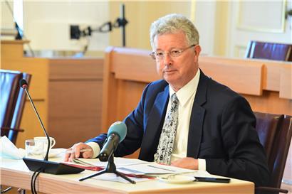 Offene Frage: „Wie definiert man bezahlbaren Wohnraum eigentlich genau?“, so Emile Eicher, Präsident des Gemeindesyndikates Syvicol, bei der Sitzung des Gremiums am Montag
