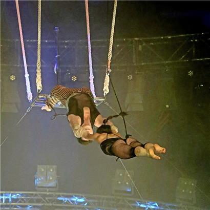 Ohne Netz und doppelten Boden: das Duo Sirca Marea
