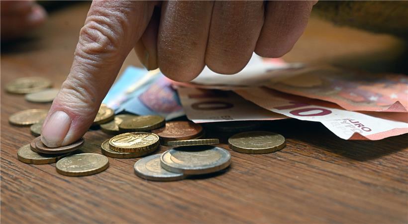 Illustration private Zusatzrente in Deutschland ohne Reformen, mangelndes Interesse und Vorsorgeprobleme sichtbar