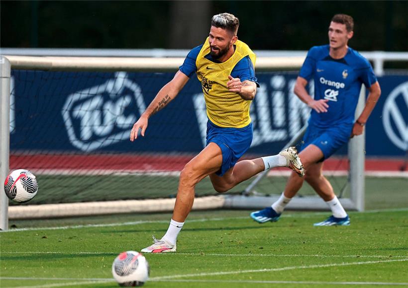 Olivier Giroud (l.) und die Bleus wollen die Erfolgsserie ausbauen 
