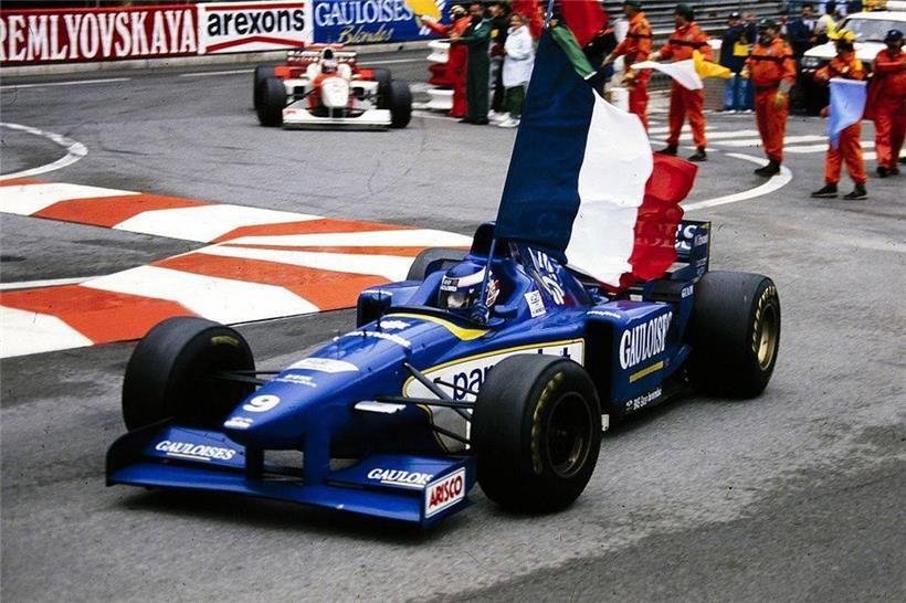 Olivier Panis feierte beim GP von Monaco 1996 einen Überraschungssieg vor D. Coulthard und J. Herbert
