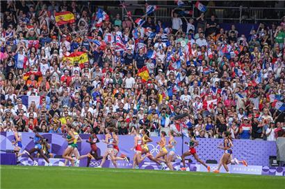 Olympiafieber am frühen Morgen: Schon um 10.00 Uhr bebte das Stade de France
