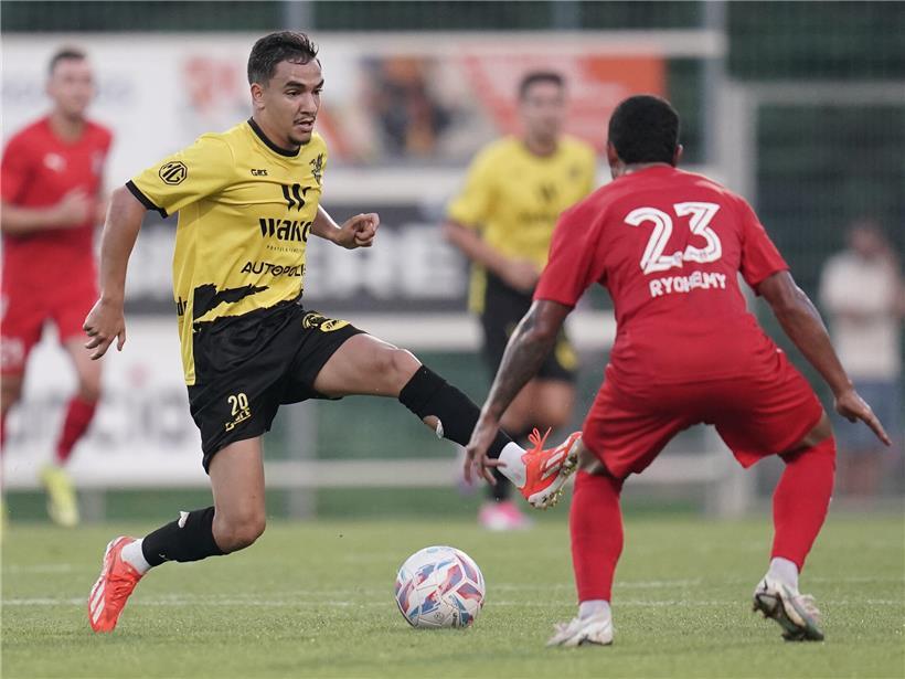 Omar Natami erzielt Sonntagsschuss und bringt Niederkorn in Führung im Fußballspiel