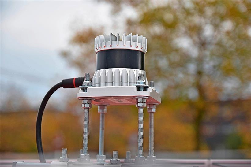 Optisches Sonar: Ein rotierender Laser auf dem Dach sorgt für Überblick
