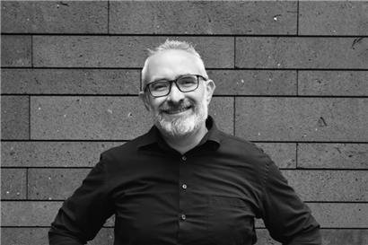 Originaire du Colorado, John Paul Gomez vit au Luxembourg depuis 2007 et a créé le blog satirique „Luxembourg Wurst“
