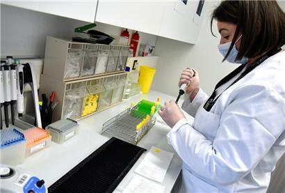 PCR-Test-Auswertung in Luxemburg (Archivbild)
