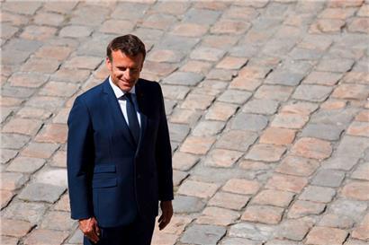 Pacte „secret“ contre „toutes nos règles“: des élus de gauche ont dénoncé les liens qui ont uni Emmanuel Macron et la société Uber
