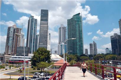 Panama City: Als Folge der sogenannten „Panama Papers“ sollen weltweit mehr als 1,3 Milliarden Dollar an Strafzahlungen und Steuern eingetrieben worden sein
