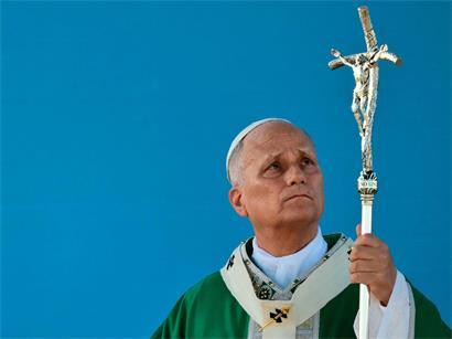 Papst Leo XIV. wurde am Dienstag operiert