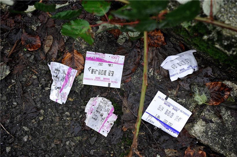 Parktickets findet der junge Vater ebenfalls unzählige
