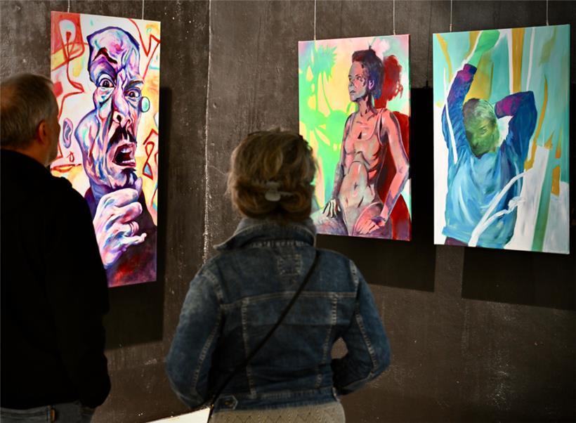 Parmi les curiosités, trois tableaux de Raphaël Tanios qui s’est déjà fait remarquer aux salons du Cercle artistique de Luxembourg
