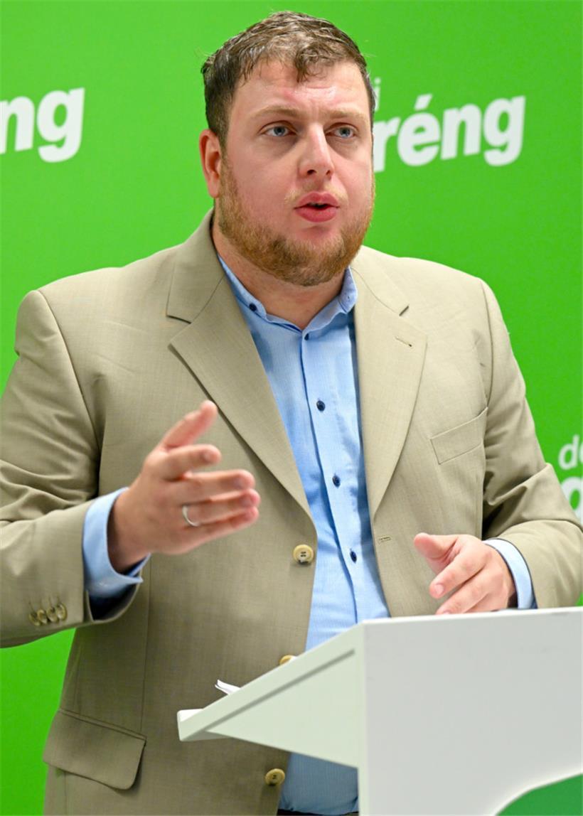 Parteipräsident Meris Sehovic
