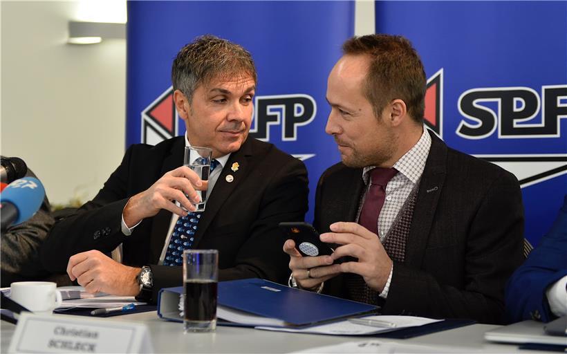 Pascal Ricquier (l.) und Christian Schleck (r.), die jeweiligen Präsidenten der Polizei- und Armeegewerkschaft, werfen Minister François Bausch und Henri Kox vor, Missstände bei der Armee vertuschen zu wollen
