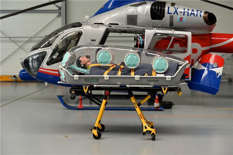 Patient im Glaskasten: 250.000 Euro kostet ein solches „EpiShuttle“, inklusive E...