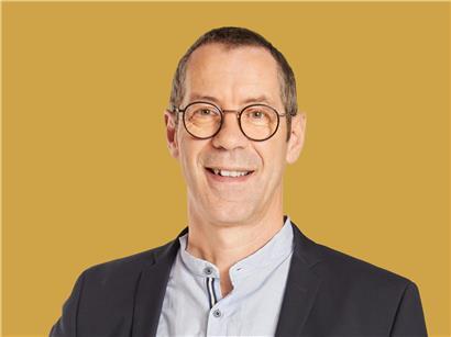 Patrick Calmus bei der Ernennung zum neuen Schöffen in der Gemeinde Leudelingen, offizielles Porträt
