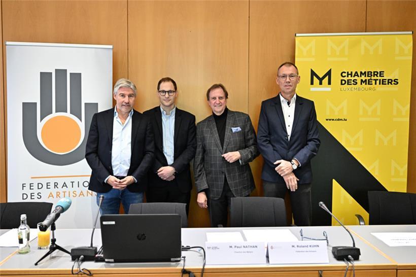 Patrick Koehnen, Paul Nathan, Roland Kuhn und Norry Dondelinger haben Wohnungsbauminister Henri Kox ihren Maßnahmenkatalog am Montagmorgen vorgestellt
