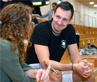 Patrick Unger steht am Mittwoch in Dublin zum ersten Mal bei den FLBB-Damen an der Seitenlinie
