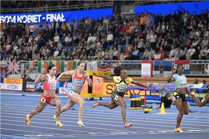 Patrizia Van der Weken im Finale gegen Weltelite bei internationalem Leichtathletik-Wettkampf