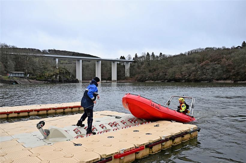 Patrouille beendet: Anlanden am Ponton