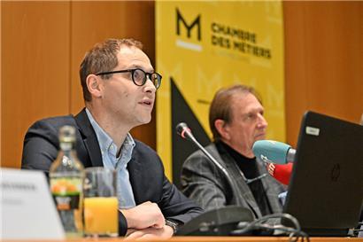 Paul Nathan (l.) und Roland Kuhn (r.) sparten nicht mit Kritik an der aktuellen Wohnungsbaupolitik
