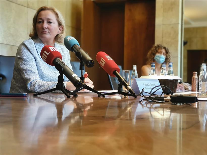 Paulette Lenert erklärt die Änderungen, die die neuen Pandemiegesetze für die Bürger mit sich bringen
