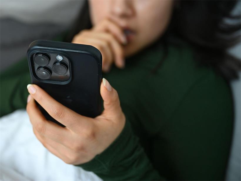 Jugendliche diskutieren Mindestalter für Social-Media-Nutzung als Alternative zu pauschalem Verbot und bessere Medienbildung