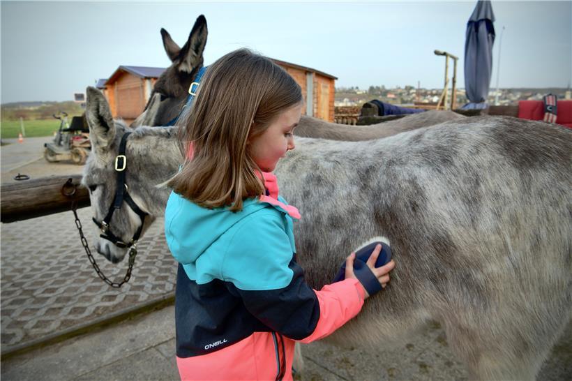Pflege muss sein: Diese Routinen vermitteln den Kindern Struktur, einen Rahmen, der ihnen beim Zurechtkommen im Alltag zugutekommt

