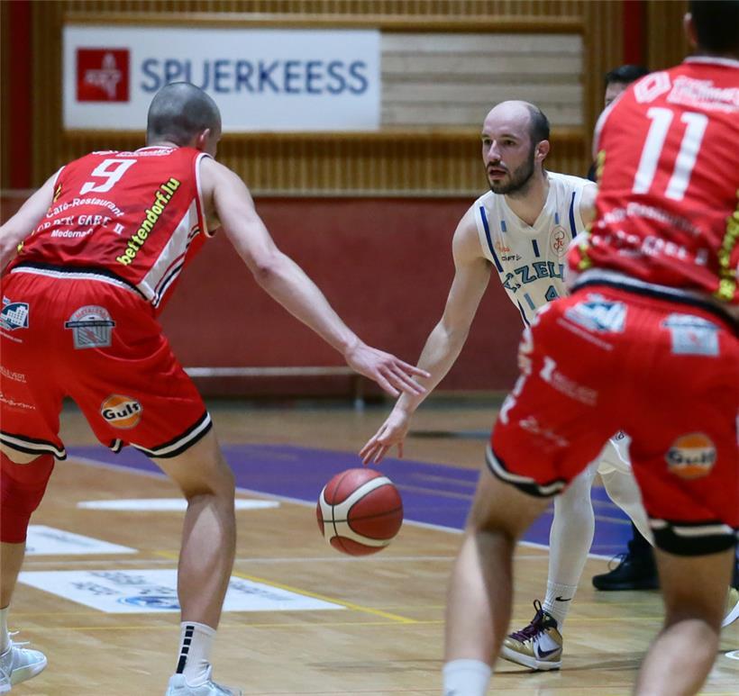 Philippe Gutenkauf (in Weiß) und Ettelbrück drehten die Partie nach der Pause 

