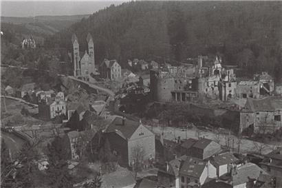 Photo prise après la Bataille des Ardennes en 1945 (date exacte et lieu inconnu)

