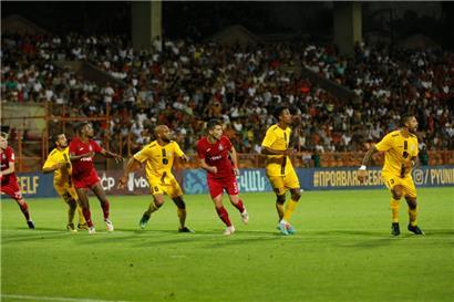 Pjunik und Düdelingen lieferten sich viele intensive Duelle
