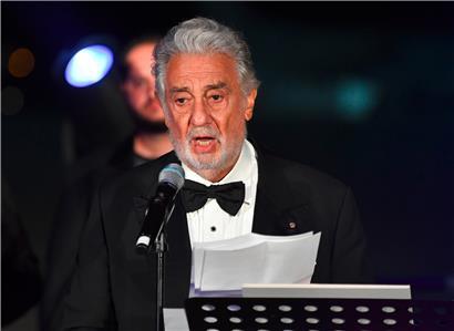Placido Domingo bestreitet die Belästigungsvorwürfe weiterhin
