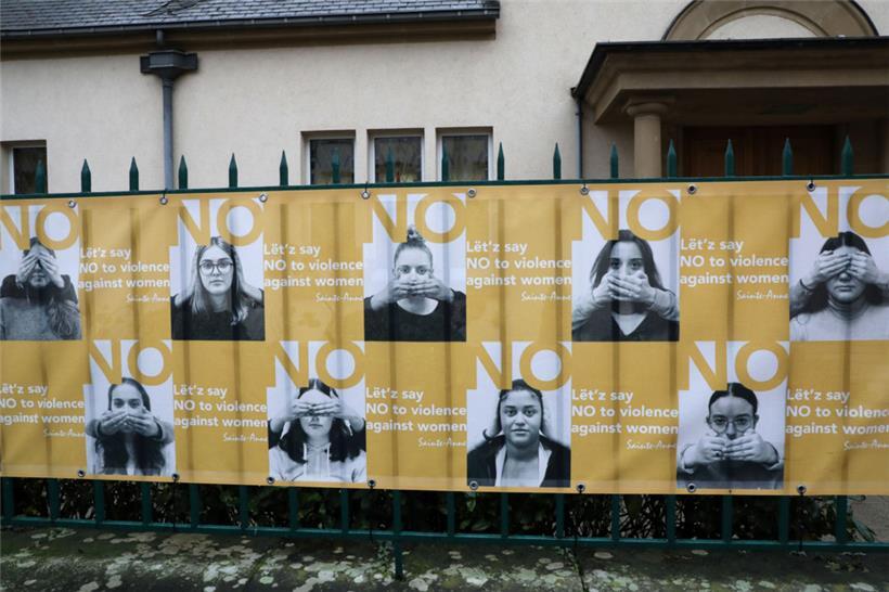 Plakat im Rahmen der Orange Week, Aktionswoche gegen geschlechtsspezifische Gewalt, aus dem Jahr 2023
