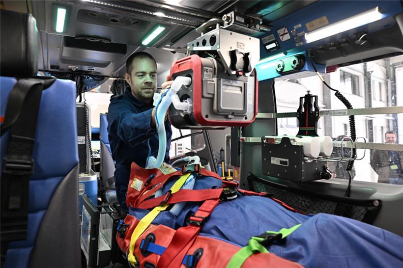 Platz genug für eine optimale Betreuung des Patienten während des Flugs.