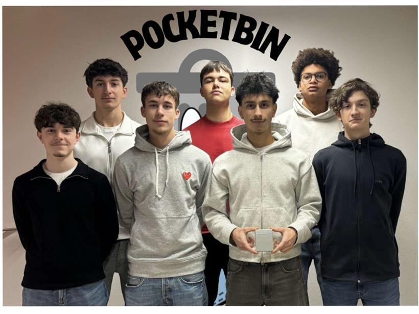 „Pocketbin“ (v.l.): Morgan Carulli, Lenny Hendriks, Yassin Biver (hintere Reihe), Lilian Lecuelle, Stéphane Koch, Flavio Tria, Mick De Greef (vorne)
