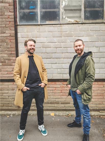 Pol Arlé (l.) und Raoul Schmitz (r.) haben 2019 die Produktionsfirma Skin in Leben gerufen

