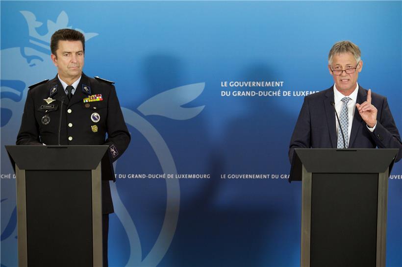 Polizeidirektor Philippe Schrantz und Polizeiminister Henri Kox informierten
