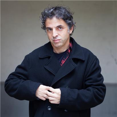 Pour Etgar Keret la réinvention poétique du quotidien est la seule façon viable pour traverser le tragique de notre condition
