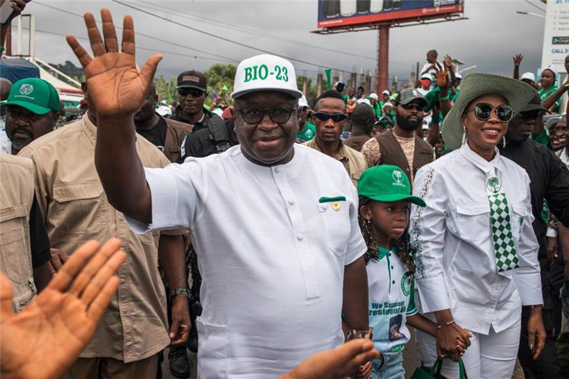 Präsident Julius „Maada“ Bio bei einem Wahlkampfauftritt in der vergangenen Woche
